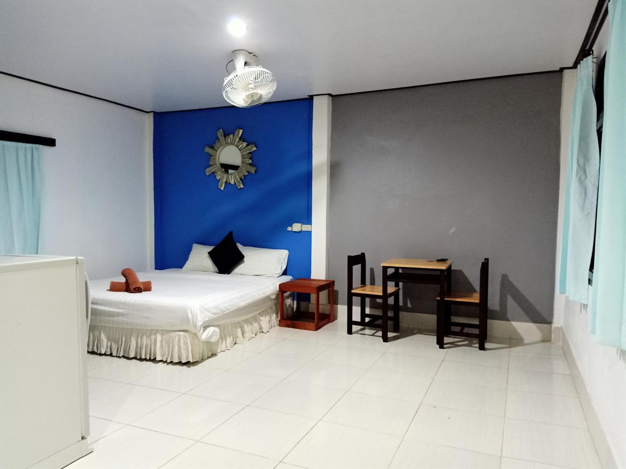 พรุกรม ลันตา เกสเฮ้าส์ Apartment เกาะลันตา ห้อง รูปภาพ